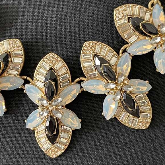 J Crew Butterfly Statement Necklace - #B4723 - New - Picture 2 of 10